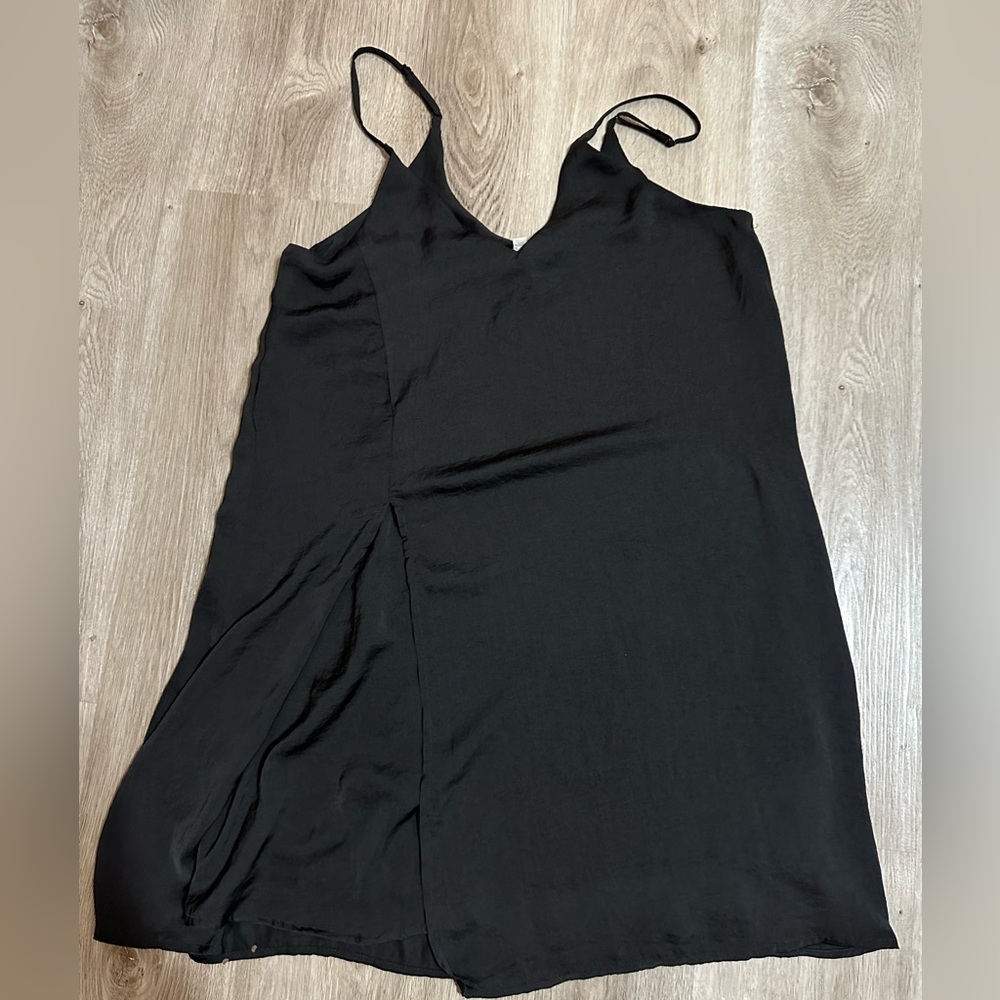 PRE-LOVED ♻️Francesca mini dress